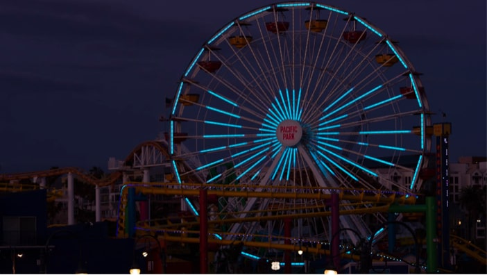 Lit-up Ferris wheel for MG Awareness Month